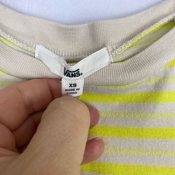Vans Womens Mini Check Top Lemon Tonic semi cropped t-shirt xs - Picture 10 of 14